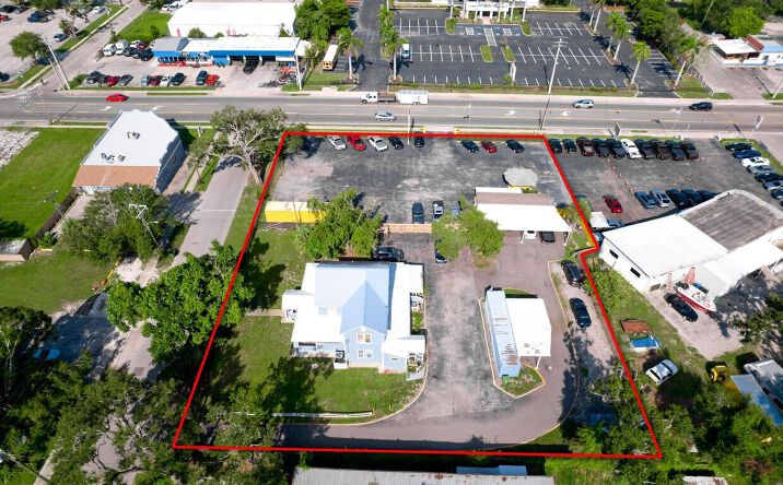 Pictures of Retail, Mixed Use, Special Purpose property located at 1827 9th Street West, Bradenton, FL 34205 for sales - image #1
