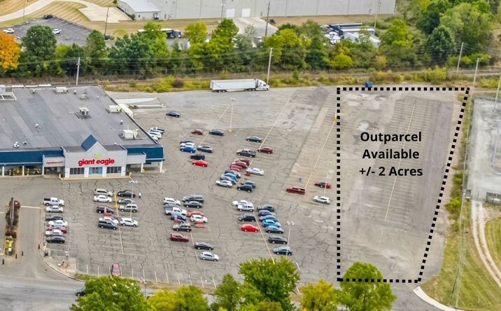 Pictures of Retail, Land property located at 2700 MAHONING AVE NW, WARREN, OH 44483 for sales - image #1