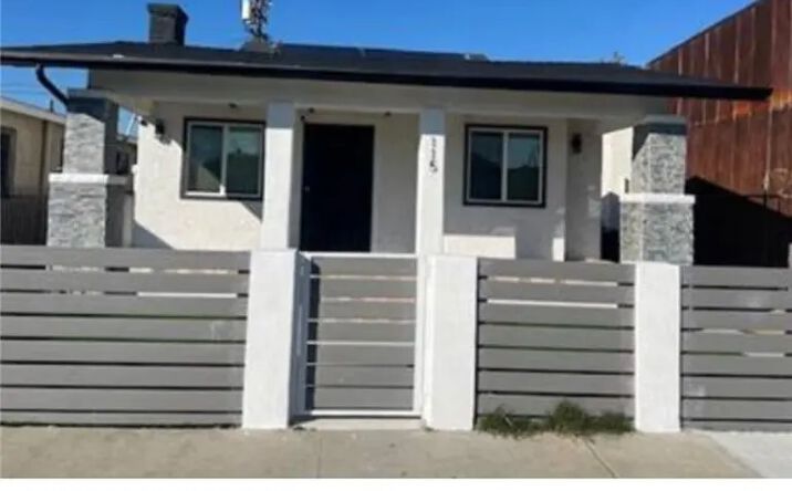 Pictures of Multifamily property located at 115 W 86th, Los Angeles, CA 90003 for sales - image #1