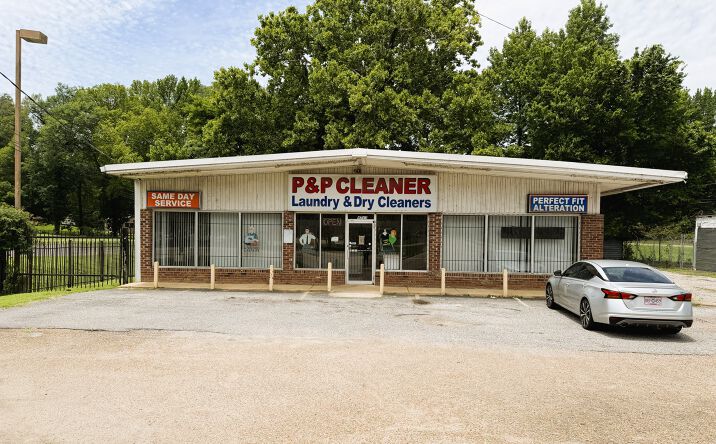 Pictures of Retail, Industrial property located at 4711 South Third Street, Memphis, TN 38109 for sales - image #1