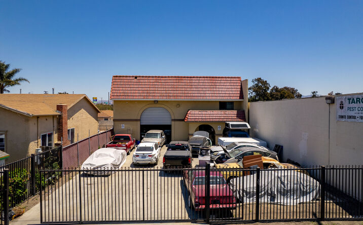 Pictures of Industrial, Mixed Use property located at 221 GRIFFIN ST, SALINAS, CA 93901-3736 for sales - image #1