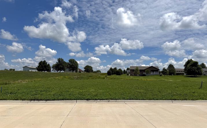 Pictures of Land, Special Purpose property located at Lot 17 N 18th Street, Chariton, IA 50049 for sales - image #1