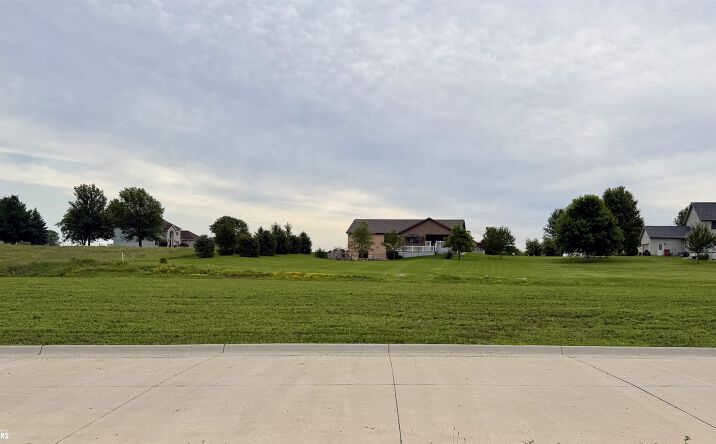 Pictures of Land, Special Purpose property located at Lot 16 N 18th Street, Chariton, IA 50049 for sales - image #1