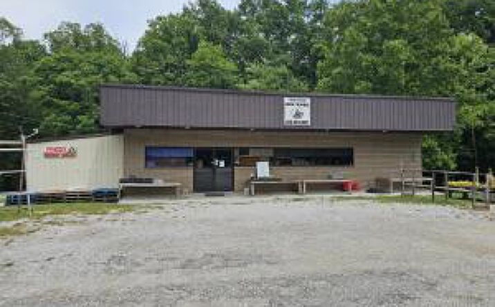 Pictures of Special Purpose, Mixed Use, Hospitality property located at 27090 Scott Hwy Hwy, Winfield, TN 37892 for sales - image #1