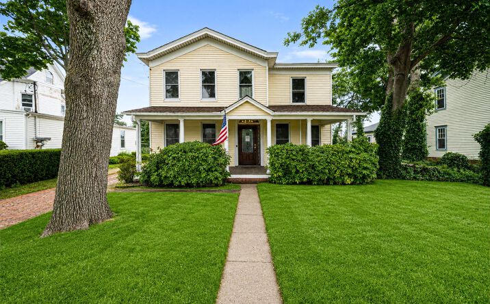 Pictures of Land property located at 147 N Ocean Avenue, Patchogue, NY 11772 for sales - image #1