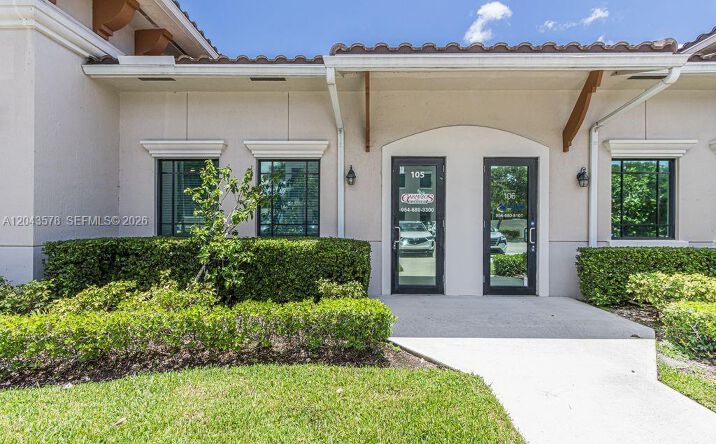 Pictures of Office, Multifamily property located at 10600 Griffin Rd # 105 #A-105, Cooper City, FL 33328 for sales - image #1