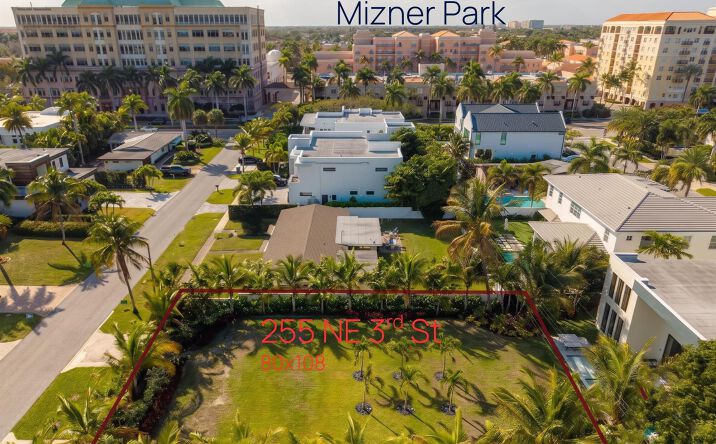 255 NE 3rd Street, Boca Raton