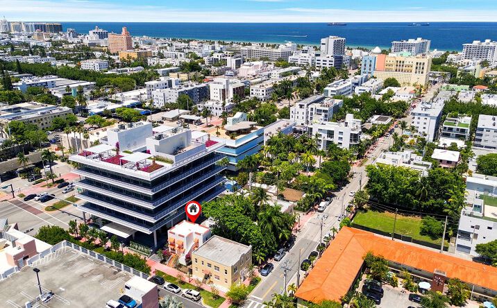 Pictures of Mixed Use property located at 927 4th Street, Miami Beach, FL 33139 for sales - image #1