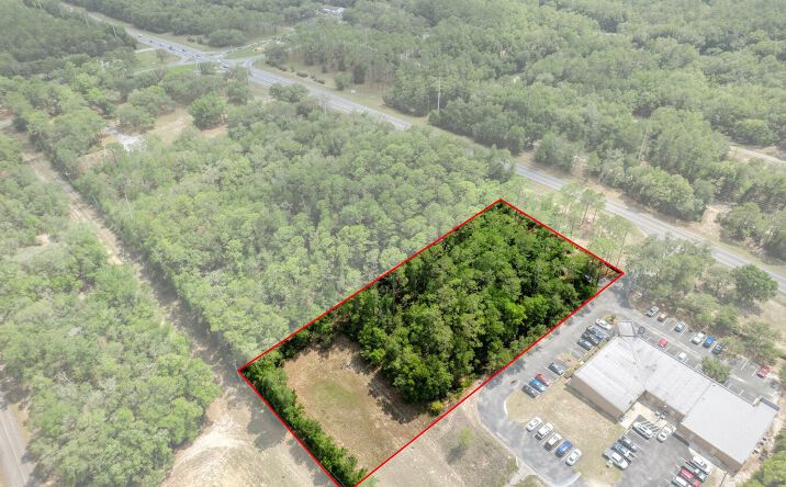 Pictures of Land property located at 10458 U.S. Hwy 41, Dunnellon, FL 34601 for sales - image #1