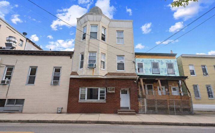Pictures of Mixed Use property located at 609 38TH ST, Union City, NJ 07087 for sales - image #1