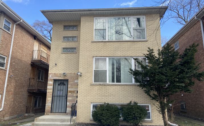 13913 S Wentworth Avenue, Riverdale