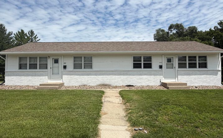 Pictures of Hospitality property located at 3517/3519 Tripp Street, Ames, IA 50014 for sales - image #1