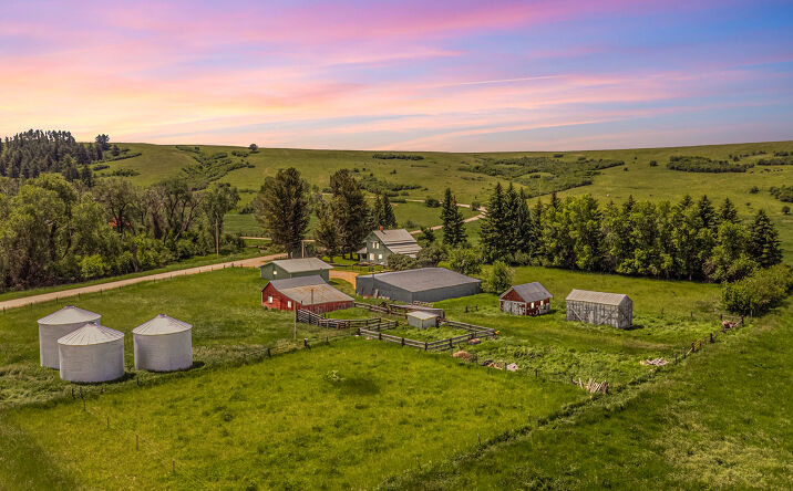 6058 Cottonwood Creek Road, LEWISTOWN