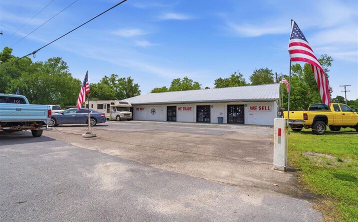 Pictures of Office property located at 718 Center Street, Vinton, LA 70668 for sales - image #1