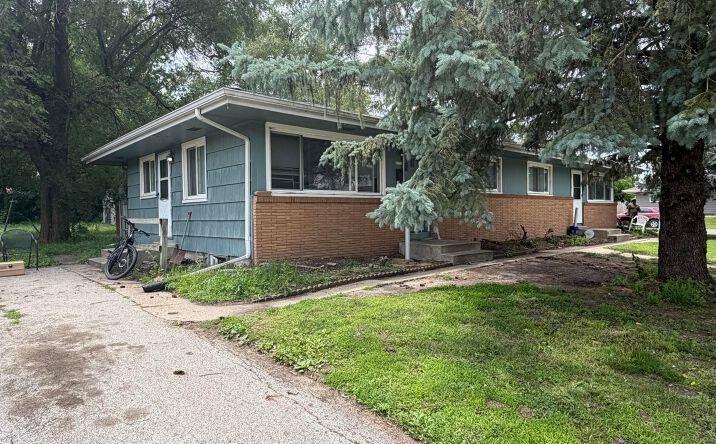 Pictures of Hospitality property located at 3542/3544 Tripp Street, Ames, IA 50014 for sales - image #1