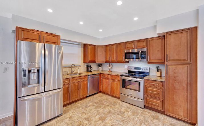 Pictures of Multifamily property located at 45 SE 14th St, Dania Beach, FL 33004 for sales - image #1