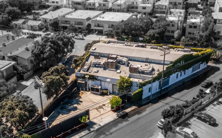 Pictures of Office property located at 200 Mildred Ave, Venice, CA 90291 for sales - image #1