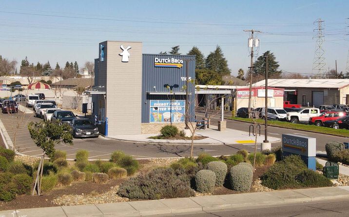 Pictures of Retail property located at 1105 W Yosemite Ave, Manteca, CA 95337 for sales - image #1