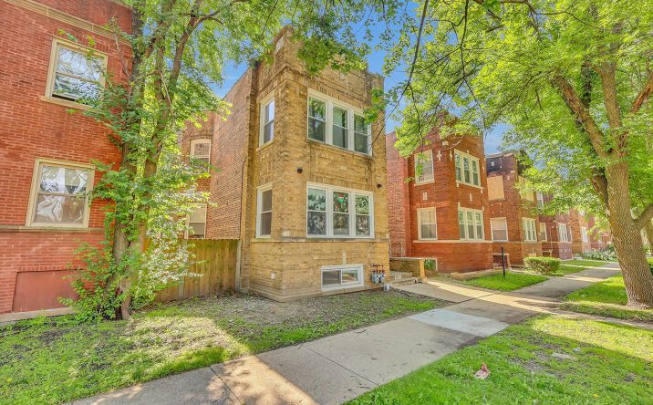 Pictures of Multifamily property located at 7807 S Evans Avenue, Chicago, IL 60619 for sales - image #1