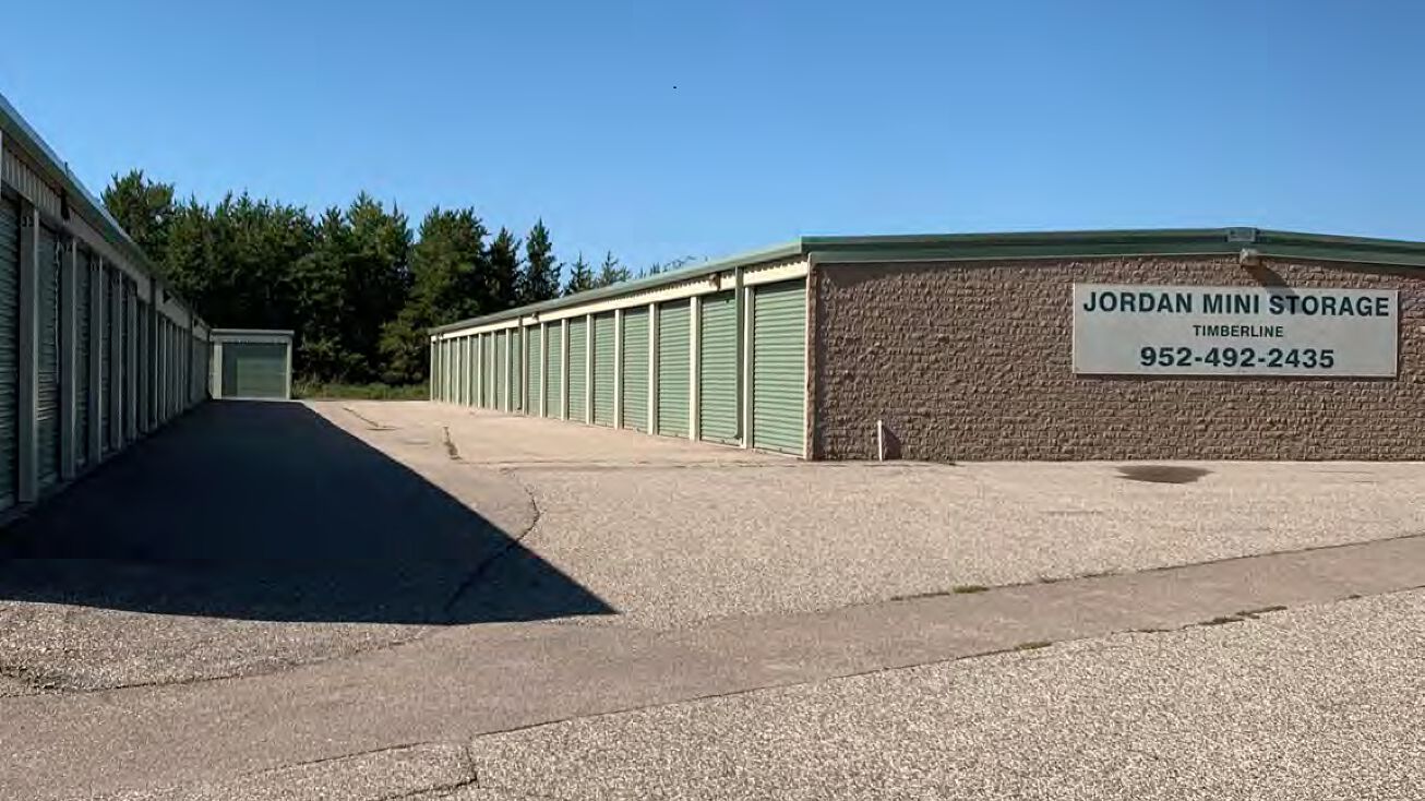 893 Corporate Drive & 313 W 190TH Street, Jordan, MN 55352 Self