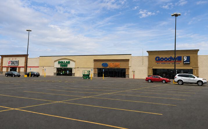 Pictures of Retail property located at 2500 Malcolm Avenue, Newport, AR 72112 for sales - image #1