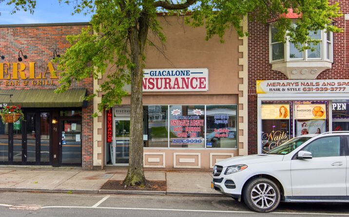 Pictures of Retail property located at 61 East Main Street, Riverhead, NY 11901 for sales - image #1
