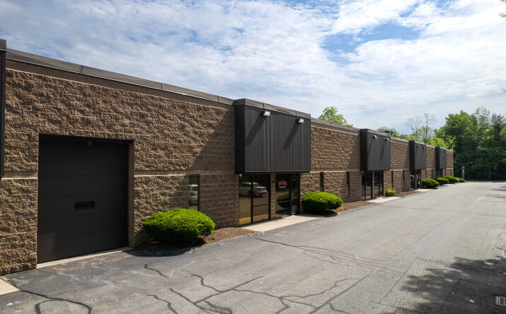 Pictures of Office, Industrial property located at 124 Turnpike Street, West Bridgewater, MA 02379 for sales - image #1