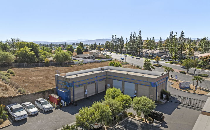 Pictures of Business for Sale property located at 4811 Van Buren Boulevard, Riverside, CA 92503 for sales - image #1