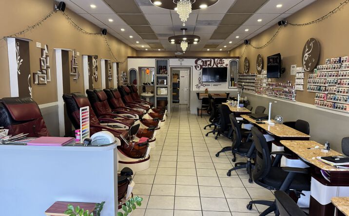 Pictures of Retail, Special Purpose, Business for Sale property located at 14827 North Florida Avenue, Tampa, FL 33613 for sales - image #1