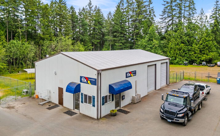 Pictures of Retail, Industrial property located at 22173 Viking Avenue Northwest, Poulsbo, WA 98370 for sales - image #1