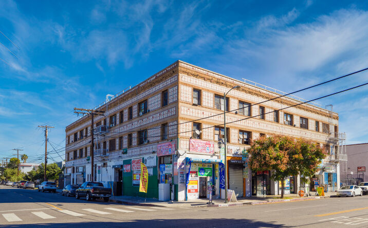 Pictures of Mixed Use, Multifamily, Retail property located at 2709 Pico Blvd, Los Angeles, CA 90006 for sales - image #1