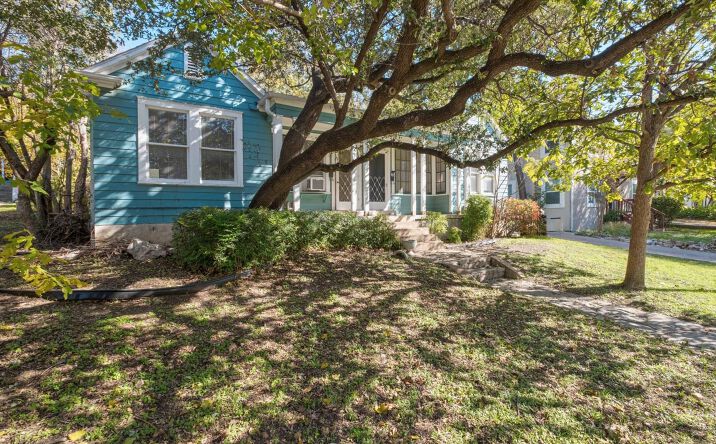 Pictures of Multifamily property located at 202 E 31st Street, Austin, TX 78705 for sales - image #1