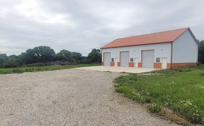 Pictures of Industrial property located at 10042 SW Diamond Rd., Augusta, KS 67010 for sales - image #1