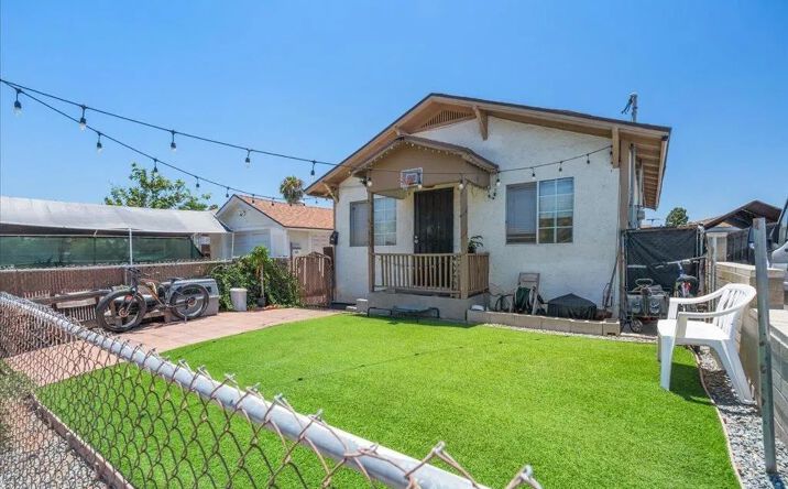 Pictures of Multifamily property located at 4811 Castle Avenue, San Diego, CA 92105 for sales - image #1
