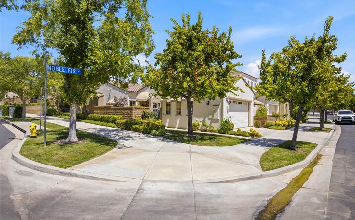 Pictures of Senior Living property located at 23782 Noble Fir Ct., Valencia, CA 91354 for sales - image #1