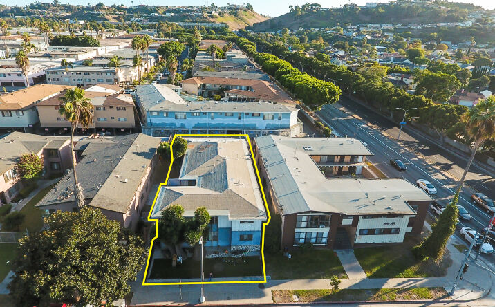 Pictures of Multifamily property located at 5036 Coliseum St, Los Angeles, CA 90016 for comps - image #1