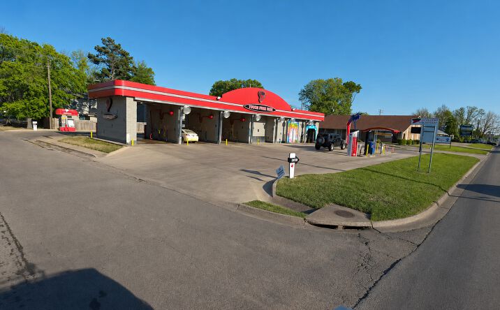 Pictures of Special Purpose property located at 1020 N Arkansas Ave, Russellville, AR 72801 for sales - image #1