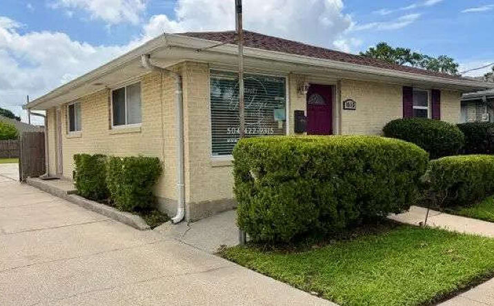 Pictures of Retail, Office property located at 1513 Clearview Pkwy., Metairie, LA 70001 for sales - image #1