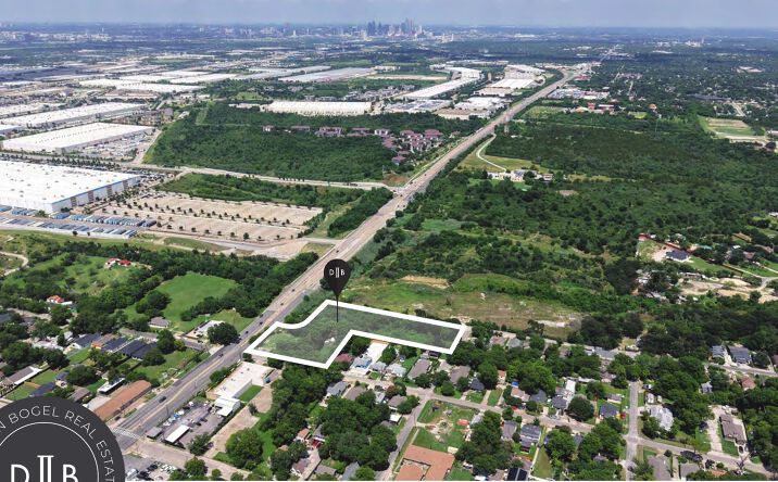 Pictures of Land property located at SEC - W. Davis St. & N. Dwight Ave., Dallas, TX 75211 for sales - image #1