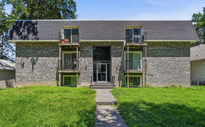 Pictures of Retail, Multifamily property located at 1222 A Street, Lincoln, NE 68502 for sales - image #1