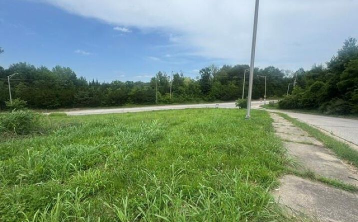 Pictures of Land, Multifamily property located at 1831 N 59th Street, Kansas City, KS 66102 for sales - image #1