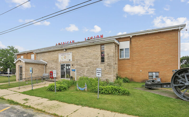 Pictures of Business for Sale, Retail property located at 510 E Dearborn Street, Plano, IL 60545 for sales - image #1