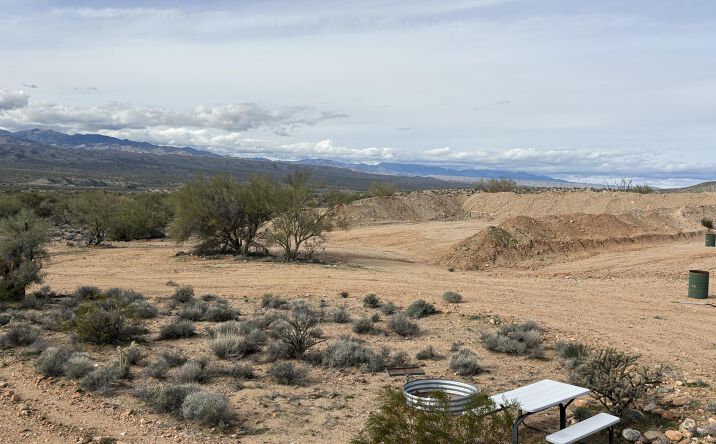 Pictures of Land property located at 201-28-129 Back Road, Kingman, AZ 86401 for sales - image #1
