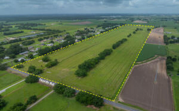 Pictures of Land property located at 12600 Blk North Road, Erath, LA 70533 for sales - image #1