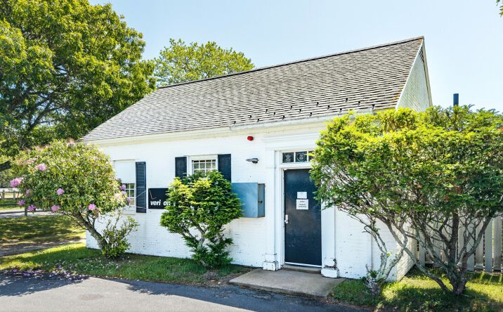 Pictures of Retail, Special Purpose property located at 580 State Road, Chilmark, MA 02535 for sales - image #1