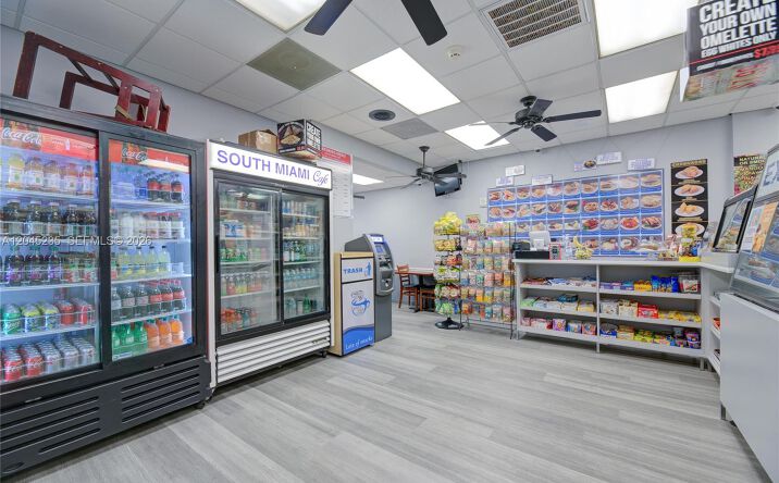 Pictures of Business for Sale, Retail property located at Café For Sale In South Miami Area, South Miami, FL 33143 for sales - image #1