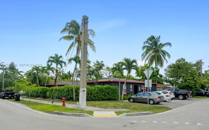 Pictures of Multifamily property located at 620 SW 7th St # 6 #1-6, Fort Lauderdale, FL 33315 for sales - image #1