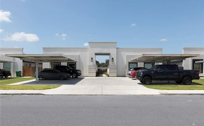 Pictures of Multifamily property located at 1006 Sugar Garden Drive, Pharr, TX 78577 for sales - image #1