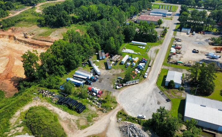 Pictures of Industrial property located at 124 Bombay Drive, Columbia, SC 29209 for sales - image #1