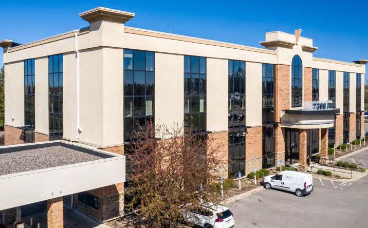 Pictures of Office property located at 7300 France Ave S, Edina, MN 55435 for sales - image #1